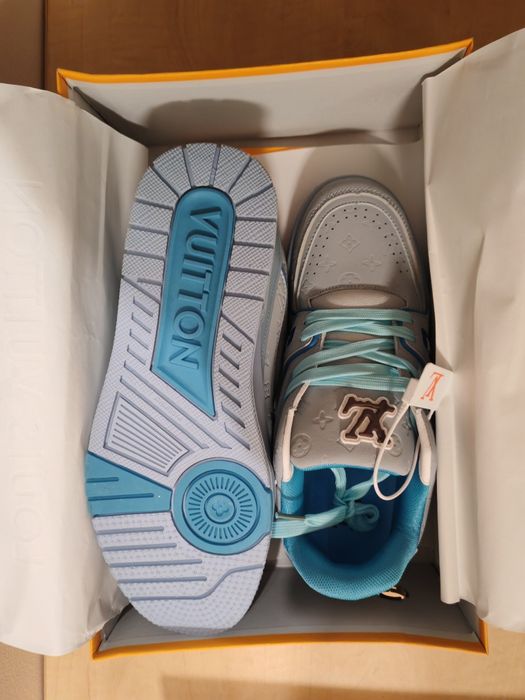 Adidași Luis Vuitton