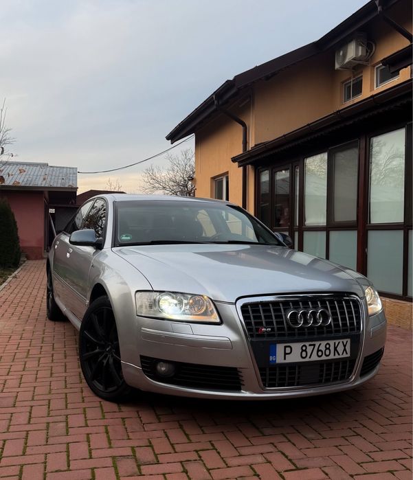 Audi A8 D3 4.2 intretinut exemplar