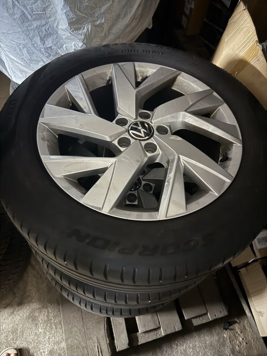 Roti originale VW Tiguan pe 18