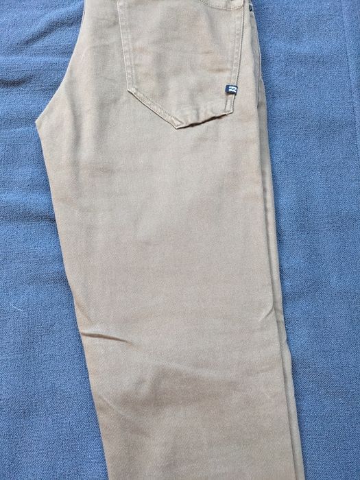 Дамска тениска + джинси Billabong (M slim)