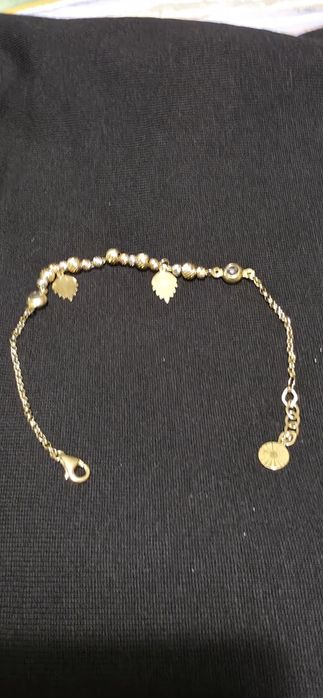 Продавам Златни Колиета.