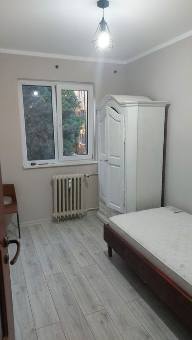 Camera de inchiriat pentru eleva/studentă- zona curcubeu
