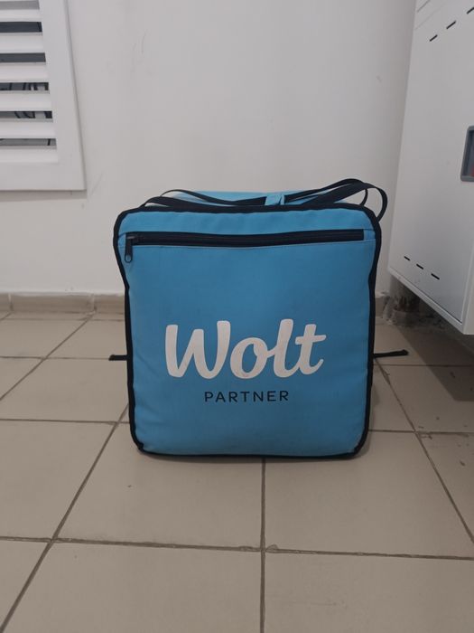 Wolt partner термосумкасы өте жақсы состаянияда 1апта ғана қолданылған