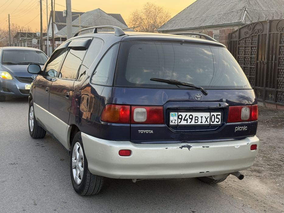 Срочно продам машину