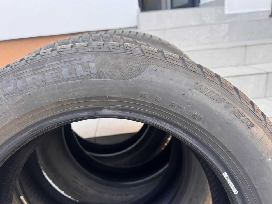 Pirelli Sottozero 3 215/60 R18 102T XL RFT MOE ELECT – DOT 2024