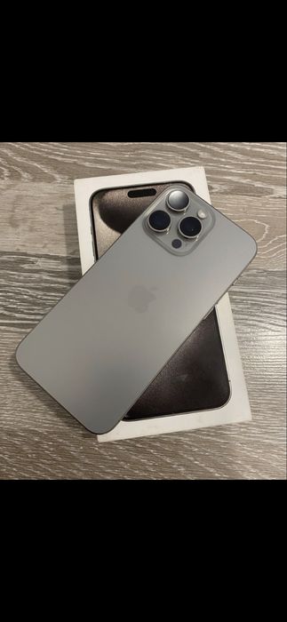 iPhone 15 pro max 256 gb 90 akb