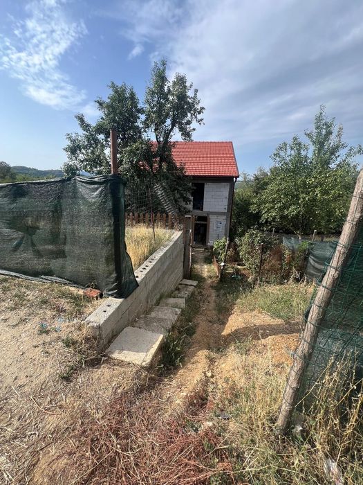 Vand casa la Orșova