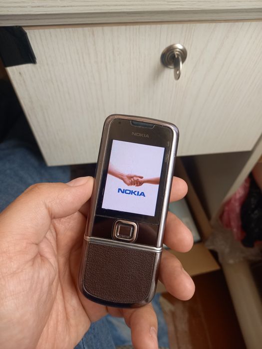 Nokia 8800 sapfir Uz imedan O'tgan