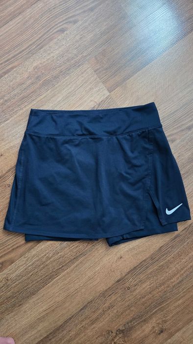 2 бр. тенис полички Nike XS с шортички