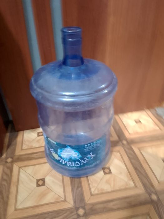 Продам Бутыль Пустой Для Воды Объем 19 литров.