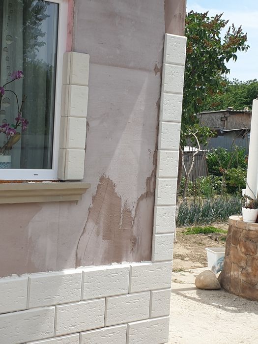 EL CASERO ,Piatră decorar case.