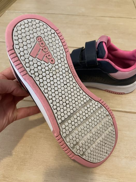 Incaltaminte Adidas marimea 35