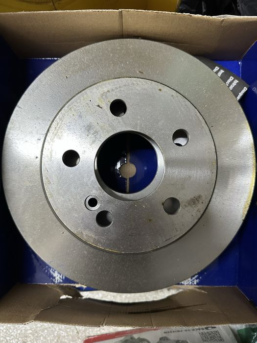 Discuri de frana spate pentru Mercedes W211