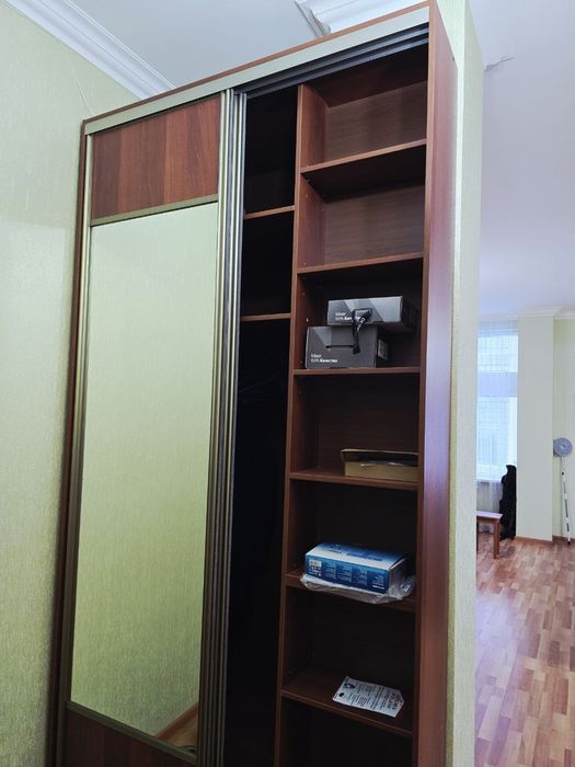 Продам шкаф-купе