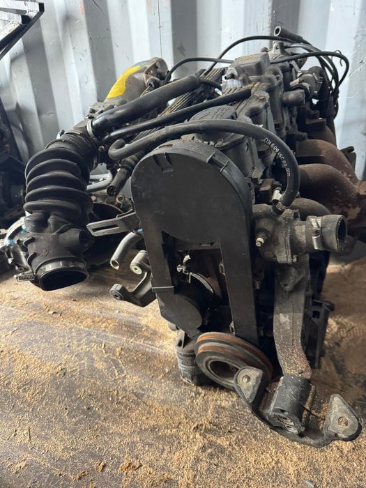 Двигатель OPEL C20 2.0