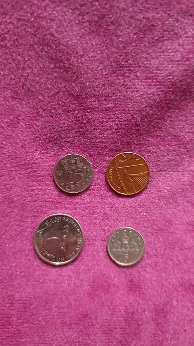 Монета продаем  старый