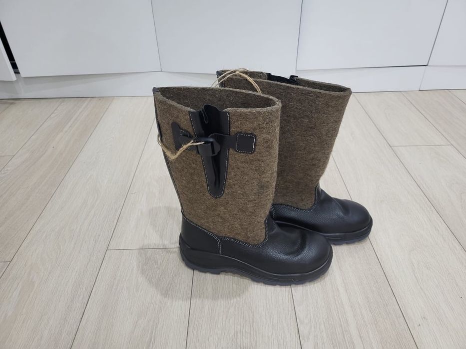 Продам       Зимние сапоги