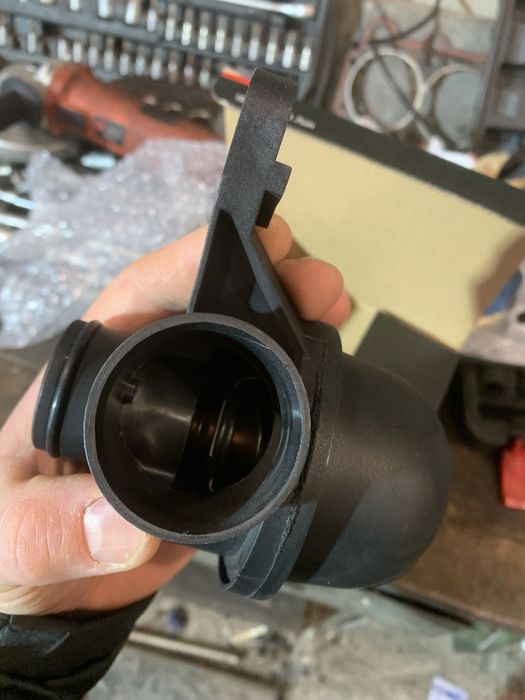 Термостат на лендроровер