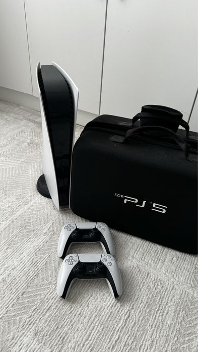 Продам пс 5 2 джойстика