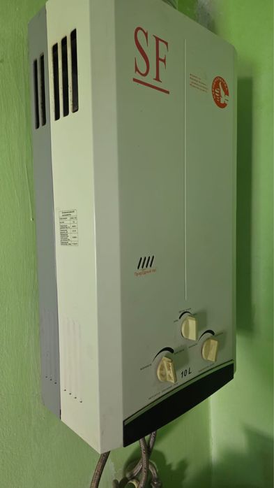 Продаю газ колонку