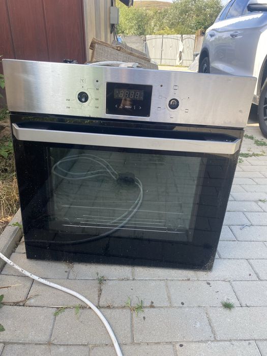 Vand cuptor electric