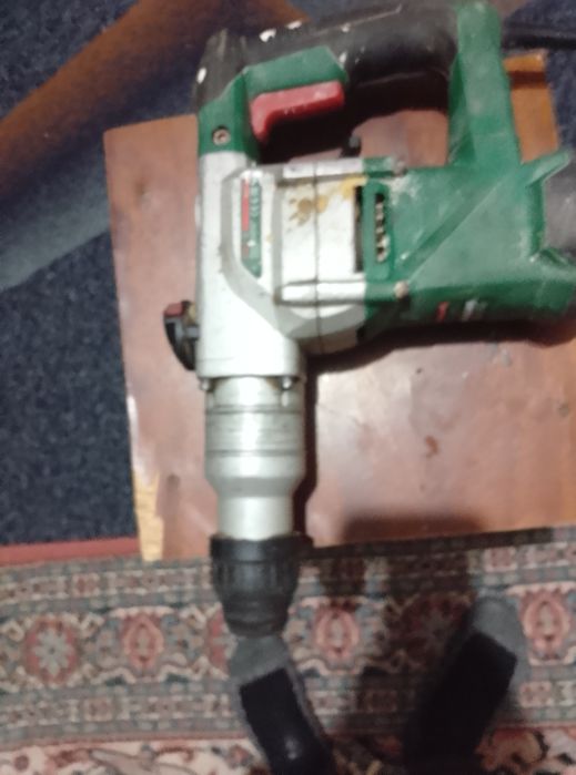 Продам перфоратор