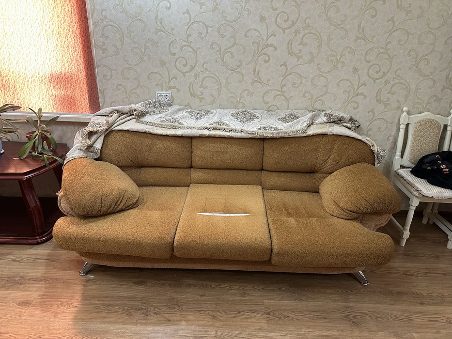 Диван с креслами