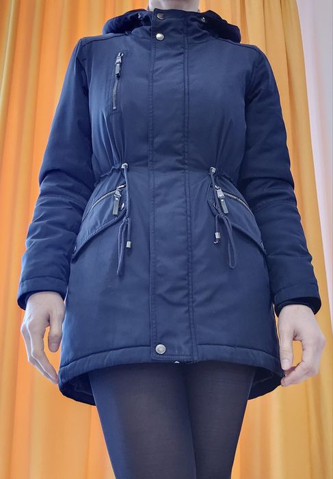 Geacă Bershka Bleumarin de iarnă