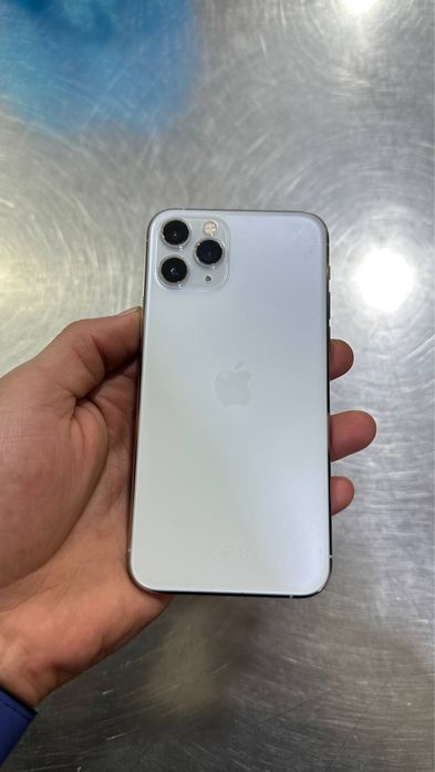 iPhone 11 pro white 64/73