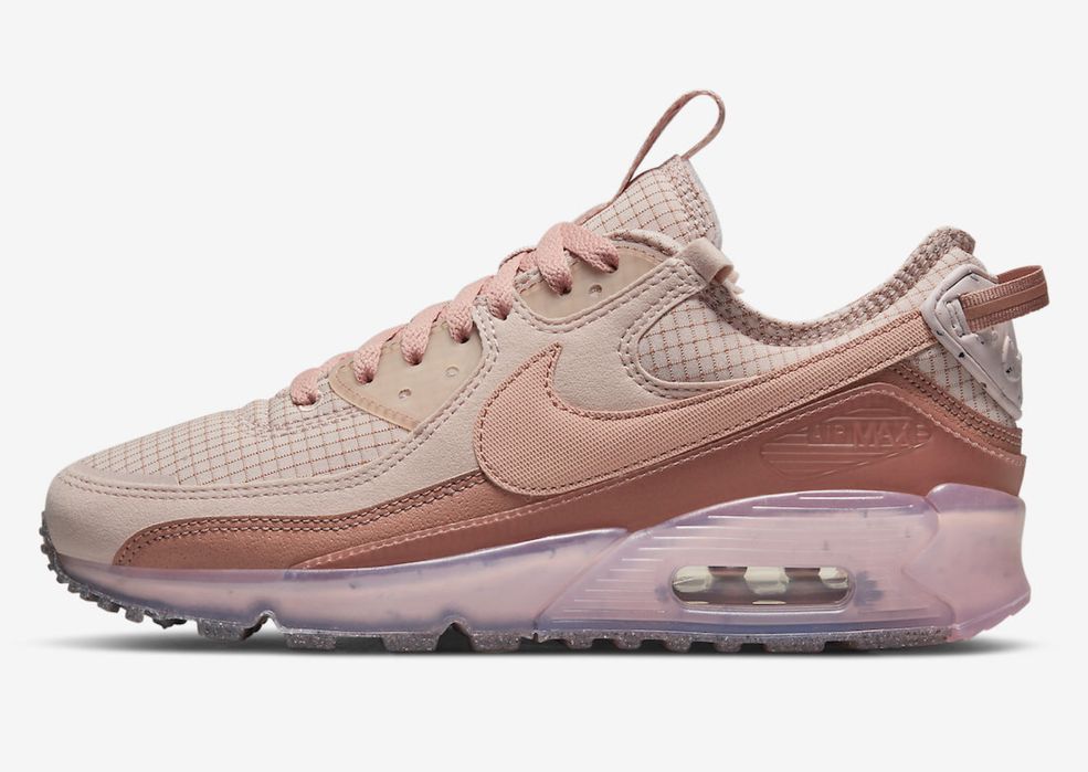 Adidasi ghete Nike air max 90 terrascape marimea  38.5 noi in cutie