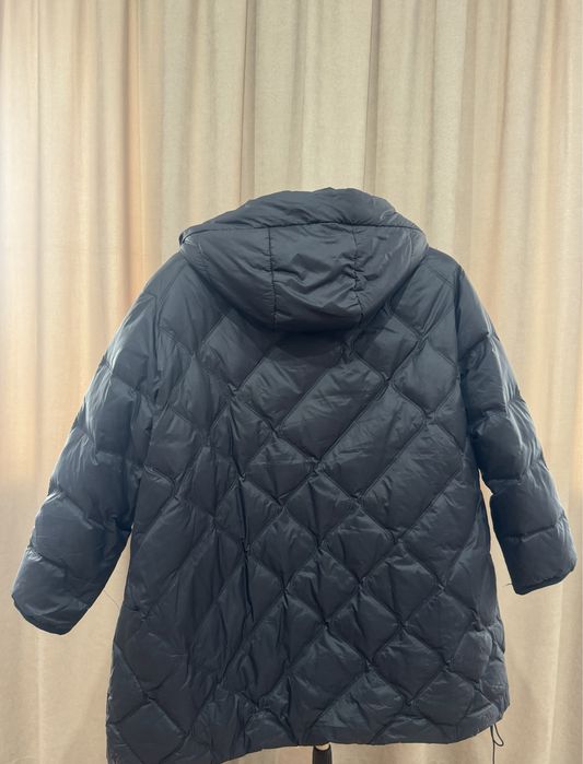 Продам куртку стеганную