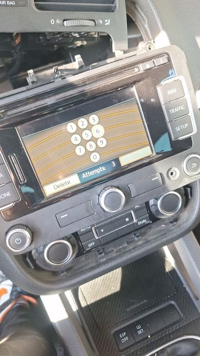 Vând navigatie vw