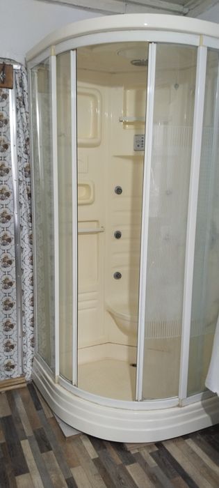 Пол дома в аренду