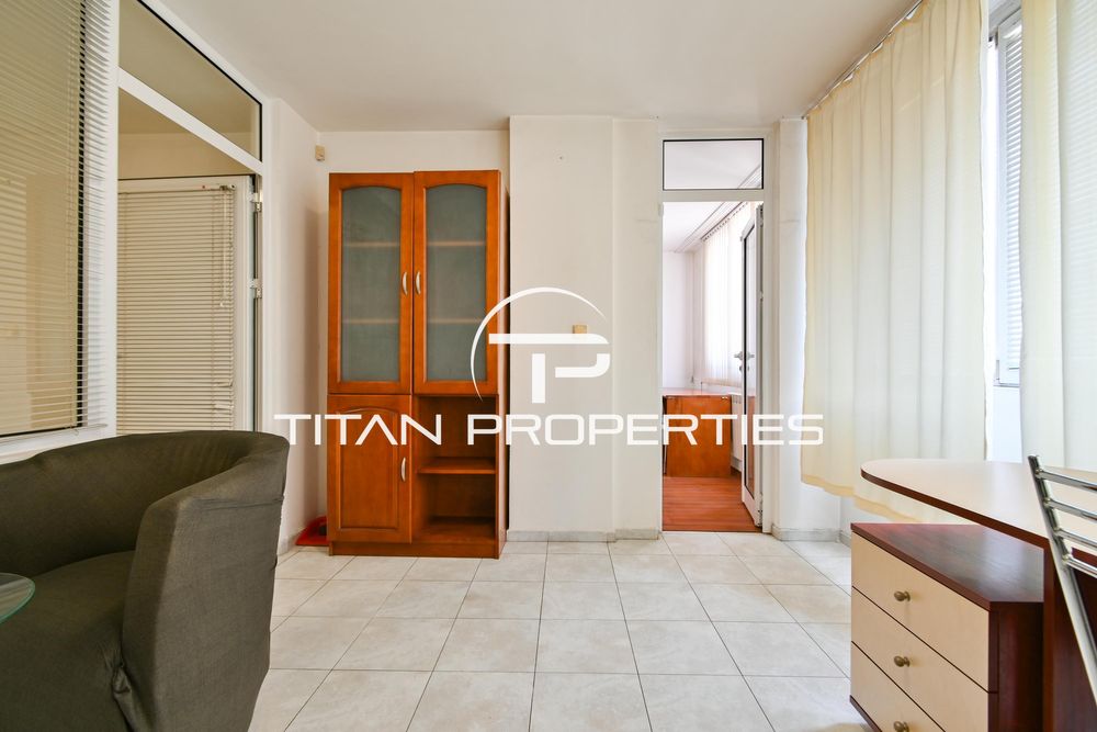 Дава се под наем Двустаен апартамент в София, Изток - 70 кв.м за 500 € - Снимка #3