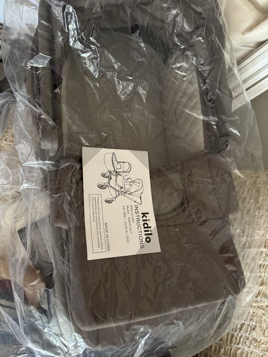 Продам новую коляску Kidilo 2 в 1