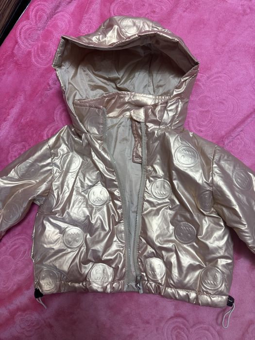 Продаю зимнюю куртку