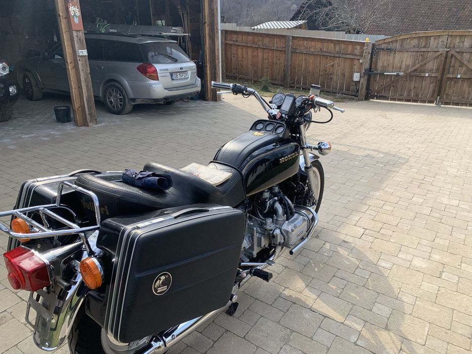 Honda GL1000 GoldWing