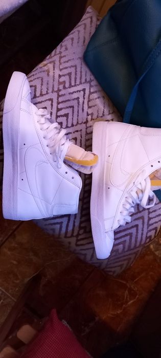 Nike Blazer Mid Sneaker - All White