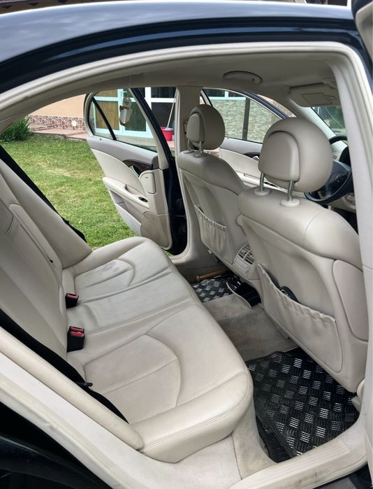 Mercedes-Benz E class 220 cdi