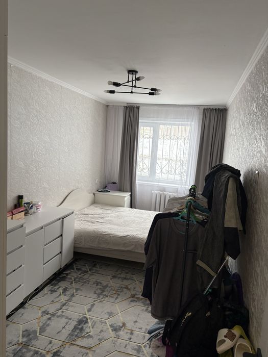 Продам теплую 2 комн квартиру