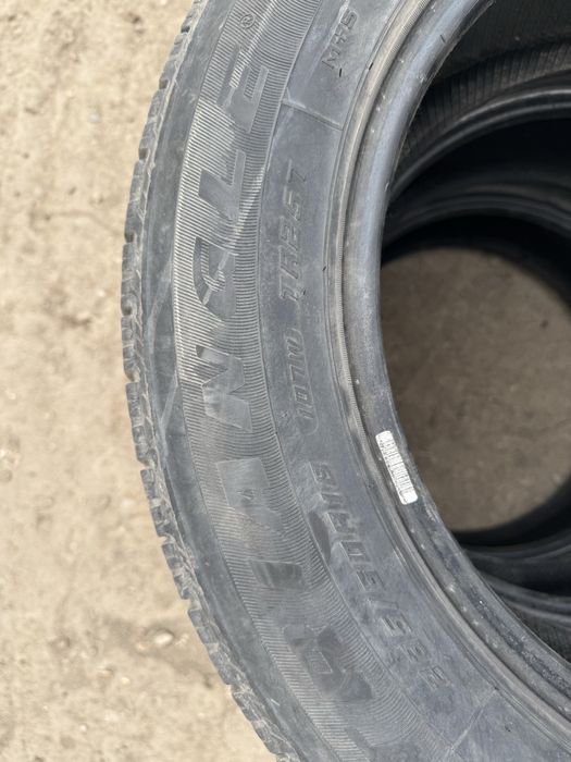 Продам б/у летные шины 18 размер