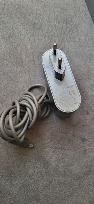 Dyson Incarcator pentru aspiratoare , 1.8m, 26.1V, model 205720