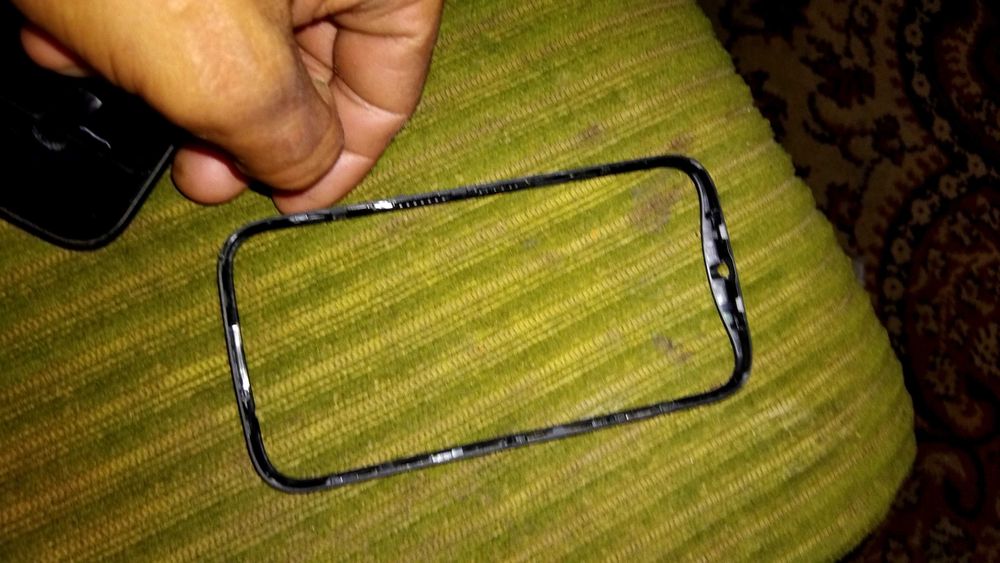 Motorola XT1524 zapazen