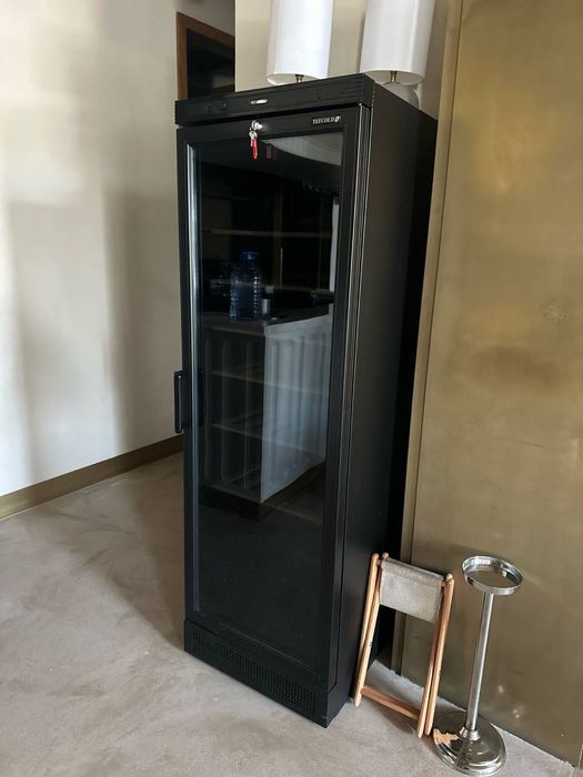 Винный холодильник tefcold