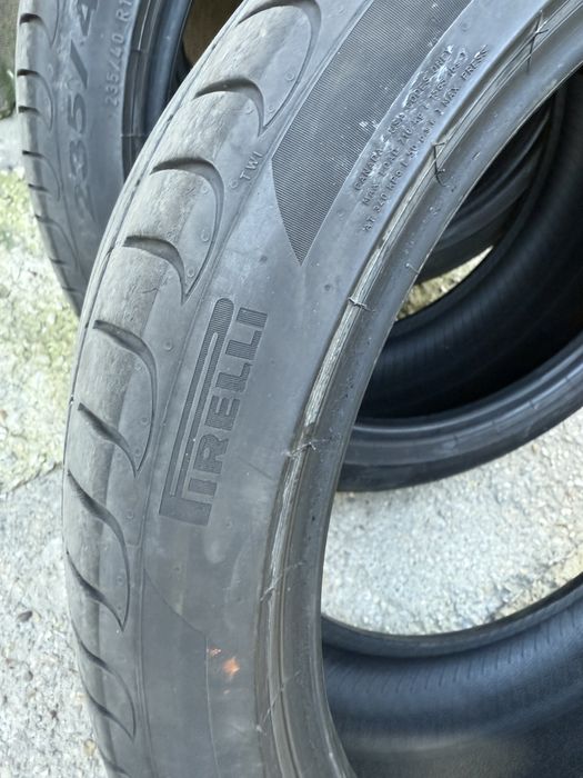 235/40r19-Pirelli