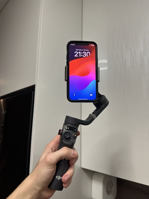 Гимбъл/Стабилизатор за телефон Dji osmo mobile 6