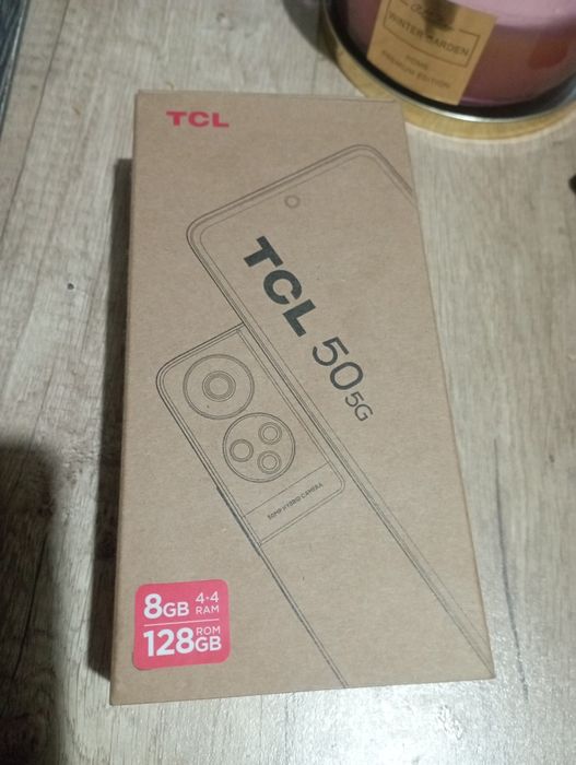 Продавам нов TCL 50 5G