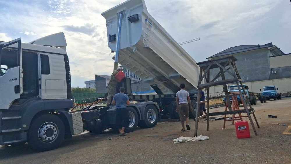 Прицеп сотилади 27 м3