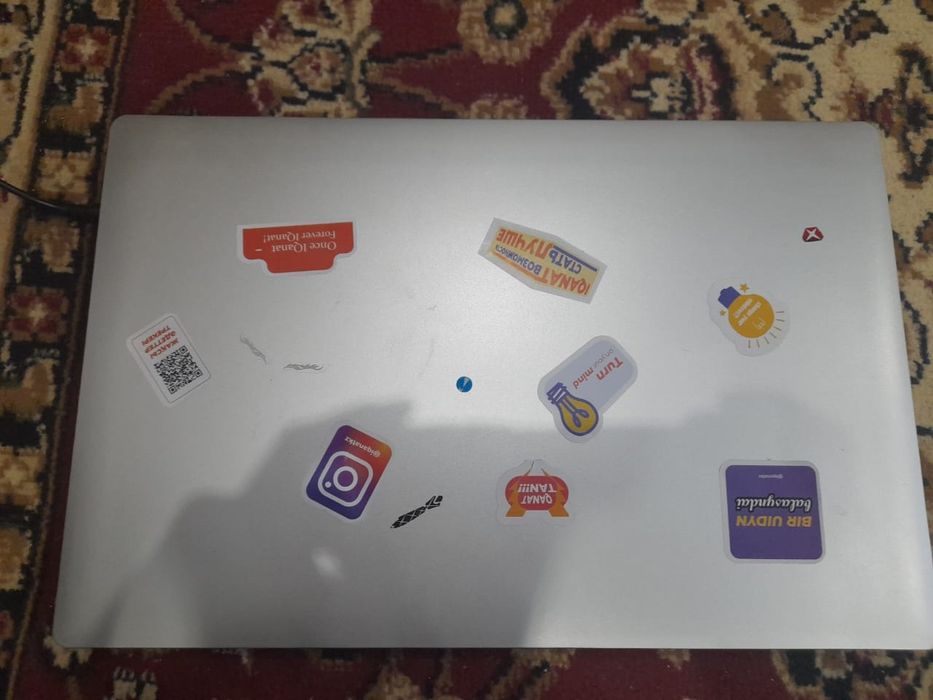 ноутбук "Default string"