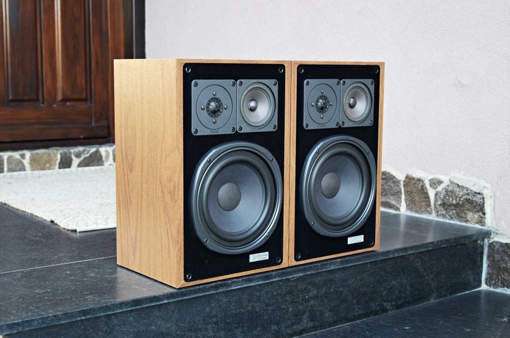 Boxe Magnat All-Ribbon 3 A